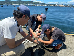 LINE_ALBUM_プランクトン観察会（202686）_260820_26　プランクトン採集.jpg