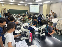 LINE_ALBUM_プランクトン観察会（202686）_260820_80　活性汚泥講義.jpg