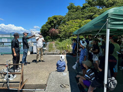LINE_ALBUM_プランクトン観察会（202686）_260820_18　プランクトン採集.jpg
