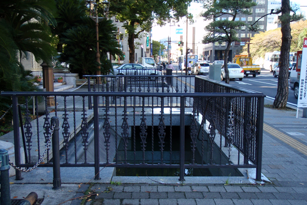 市役所・葵区役所前